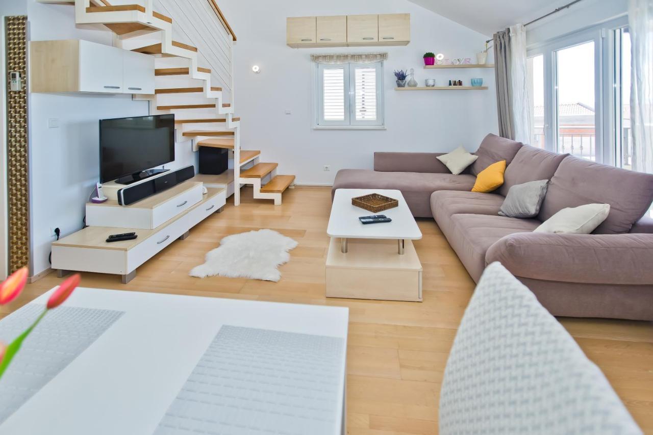 Relaxing Holiday Sunset Apartment Хвар Екстер'єр фото