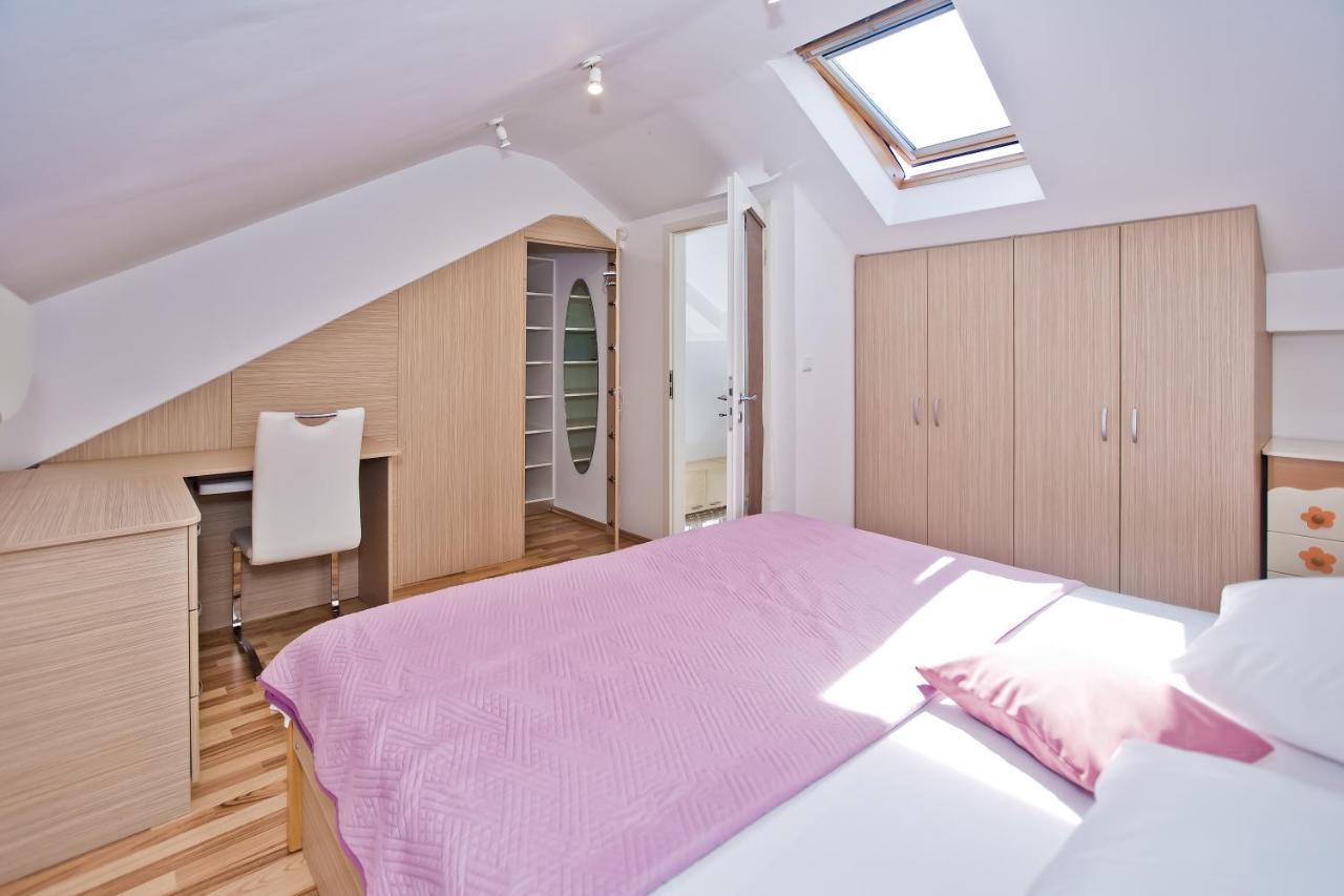 Relaxing Holiday Sunset Apartment Хвар Екстер'єр фото